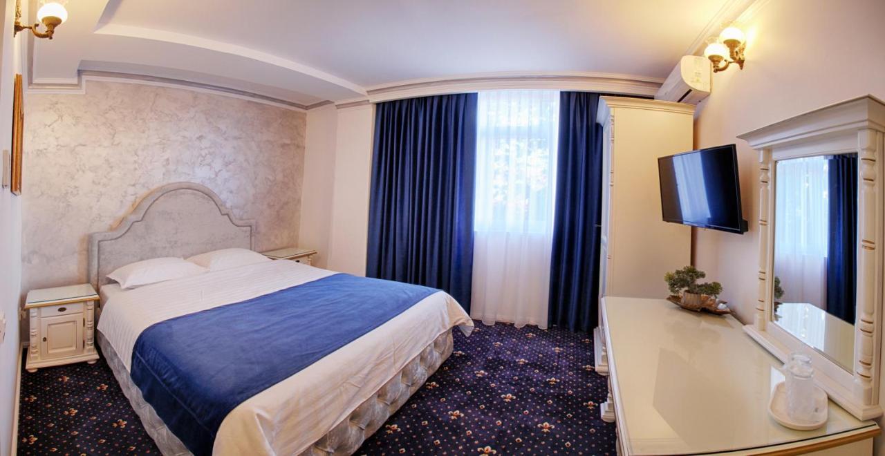 Hotel Central Слобозія Екстер'єр фото