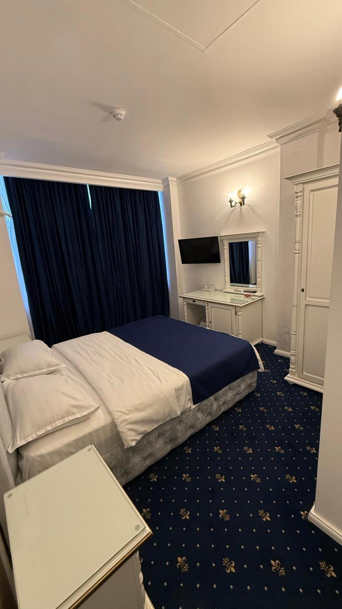 Hotel Central Слобозія Екстер'єр фото